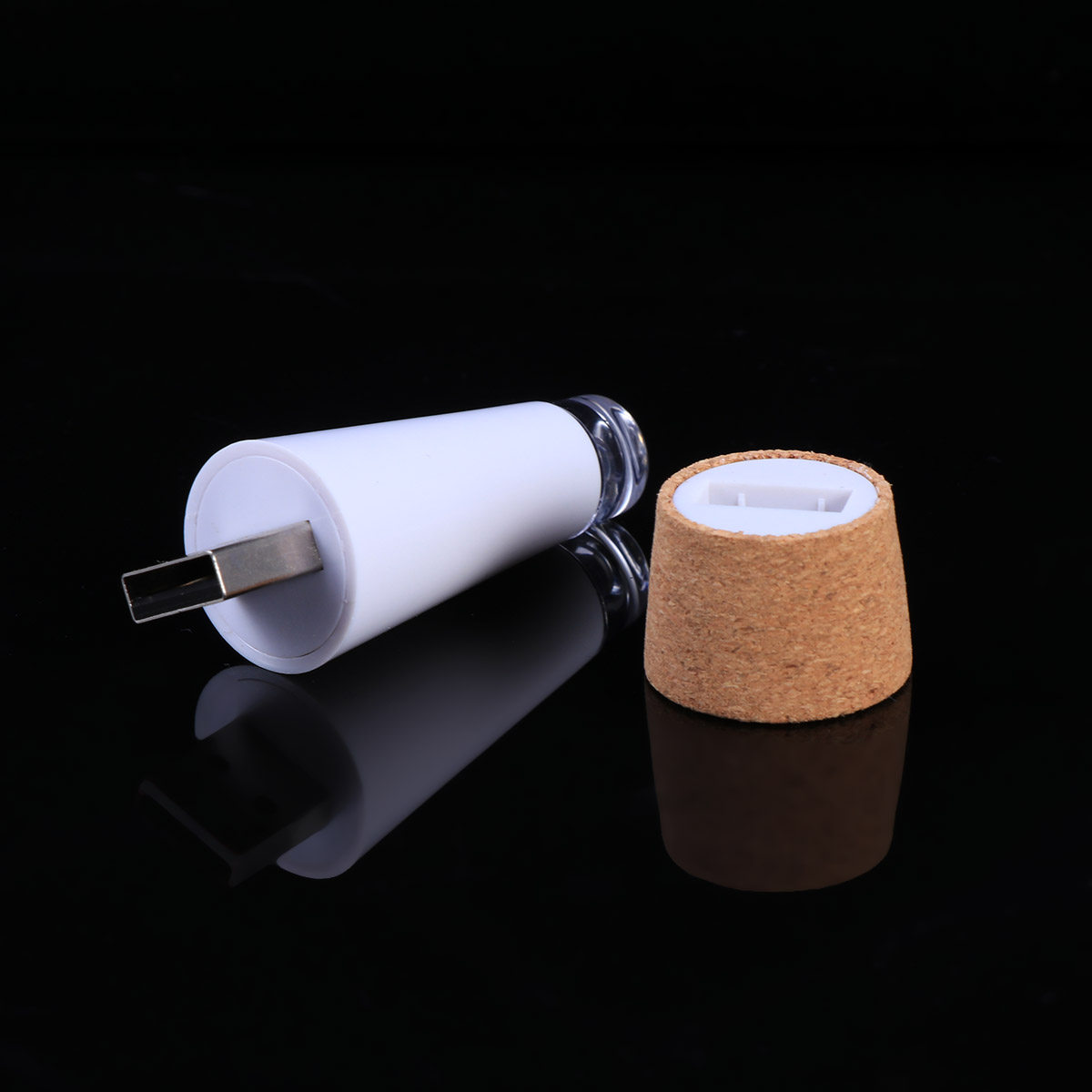 Decor Lighting Cork - Świecąca nakrętka LED do butelki wina,