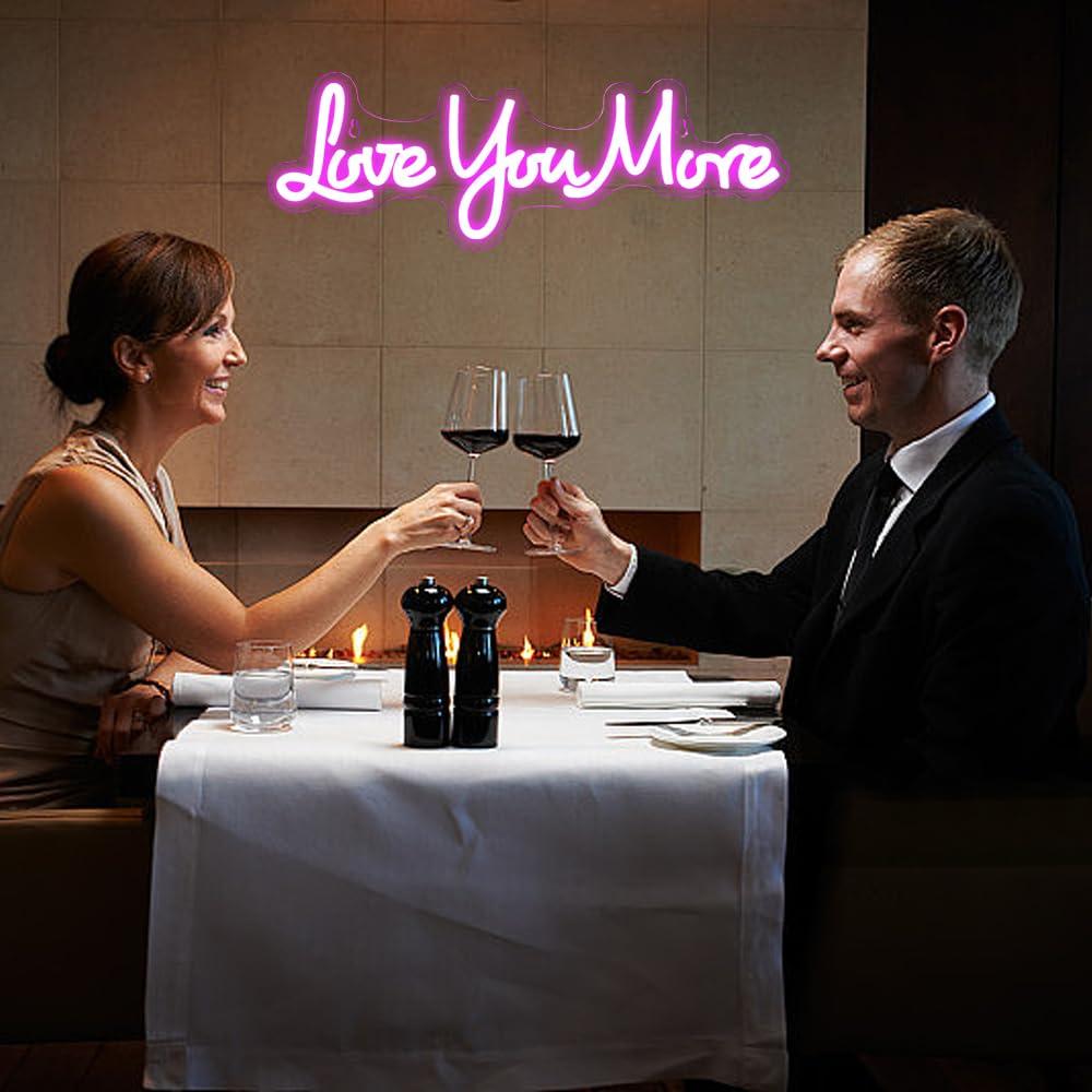 Neonowy znak LED Love You More – Lighting Decor And More recenzja i cena