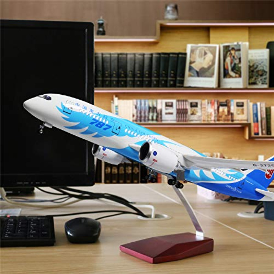 Model samolotu 1:130 do dekora – Office Lighting Decor recenzja i cena